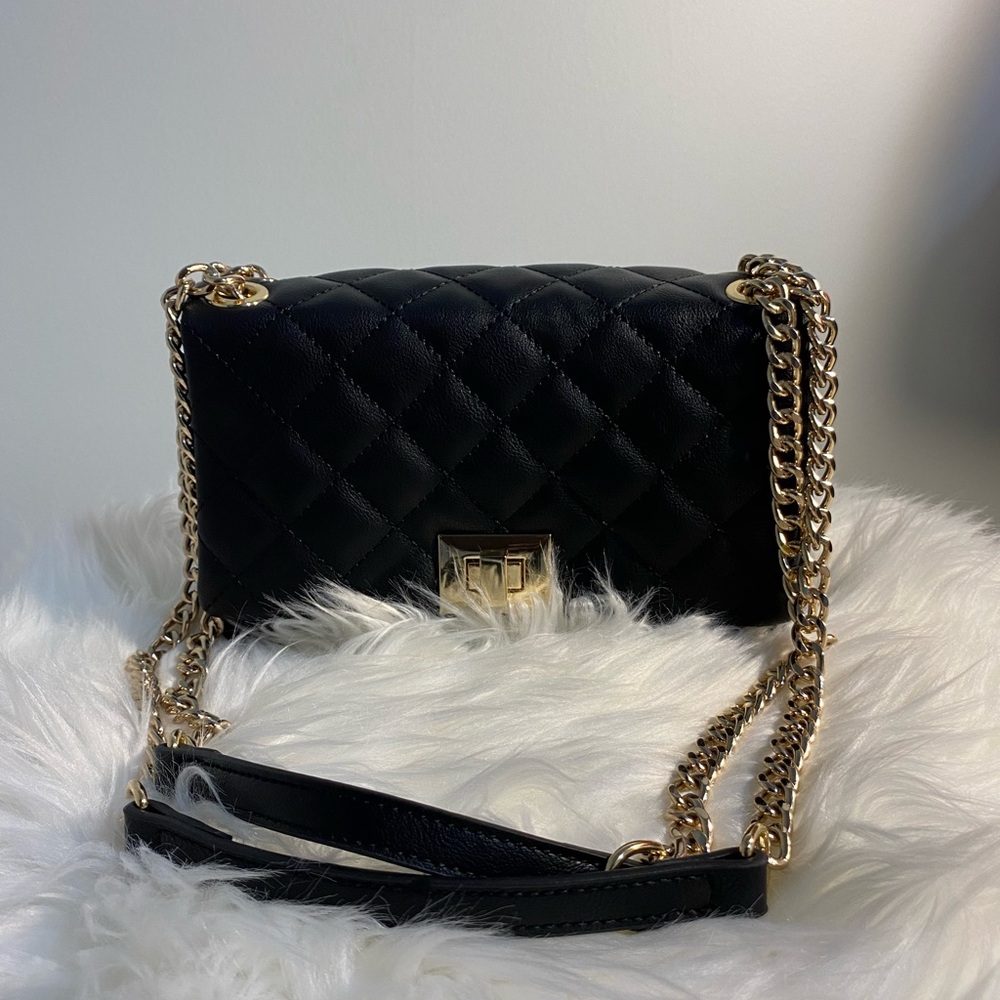 I.n.c. International Concepts Small Ajae Quilted Crossbody - Picture 3 of 7